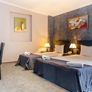 Hotel Marlyn, Tiflis